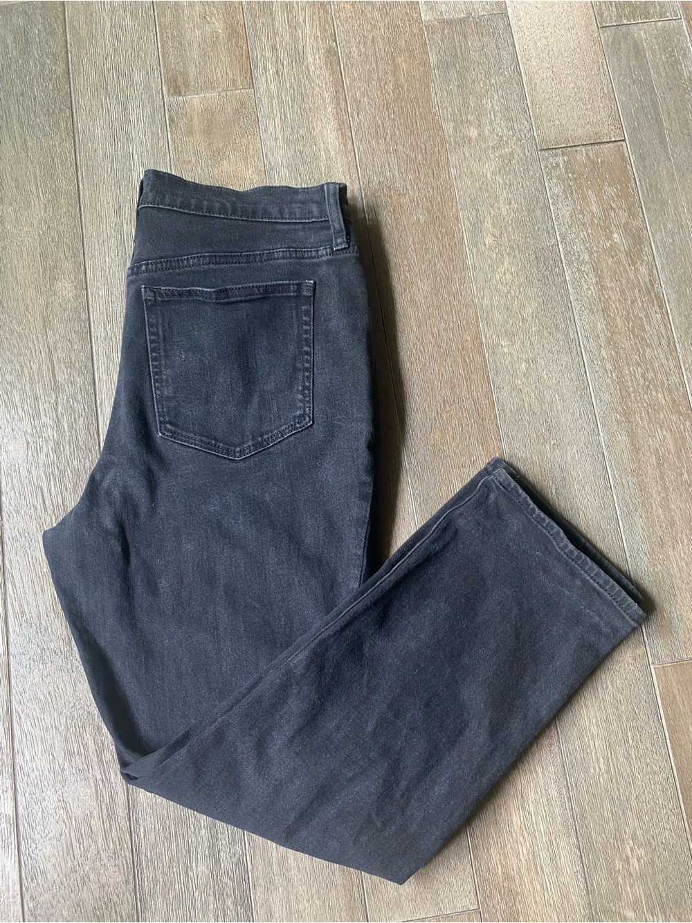 J. Crew Black Essential Straight Leg Jean, Size 29 - Picture 3 of 8